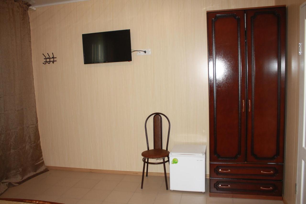 Guest House Raduga Alakhadze Екстериор снимка